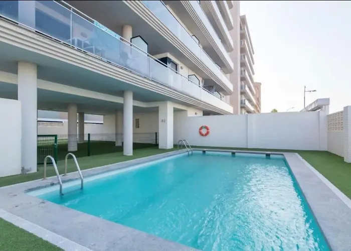Apartamento Moderno Para Disfrutar Con La Familia Con Parking Y Piscina